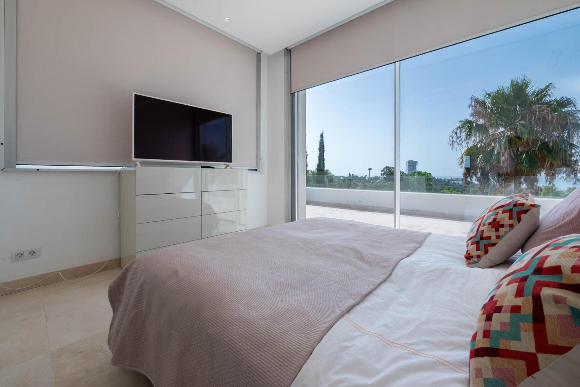 Moderna De Lujo En Alquiler Vacacional En * Marbella