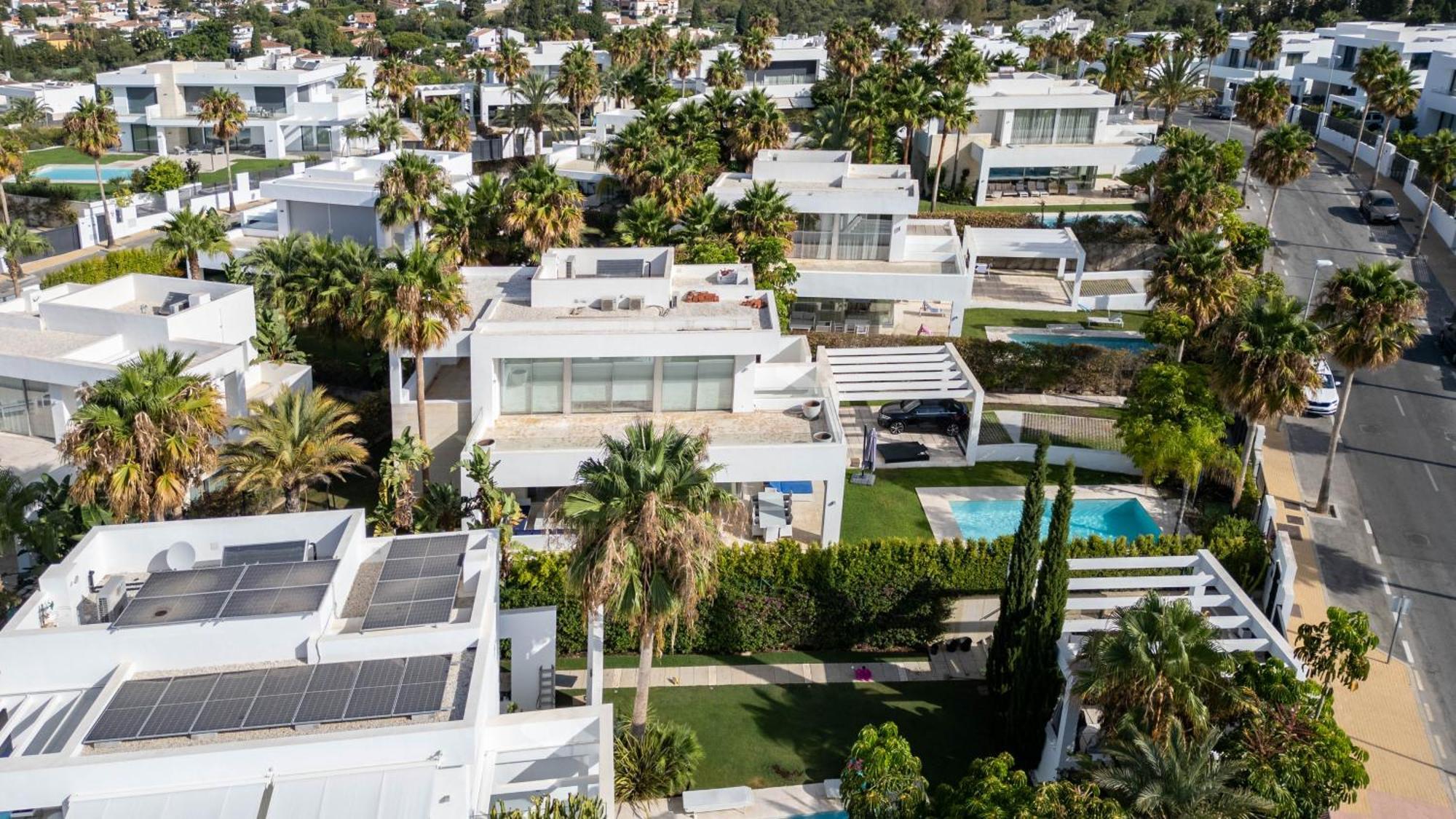 Moderna De Lujo En Alquiler Vacacional En Villa *