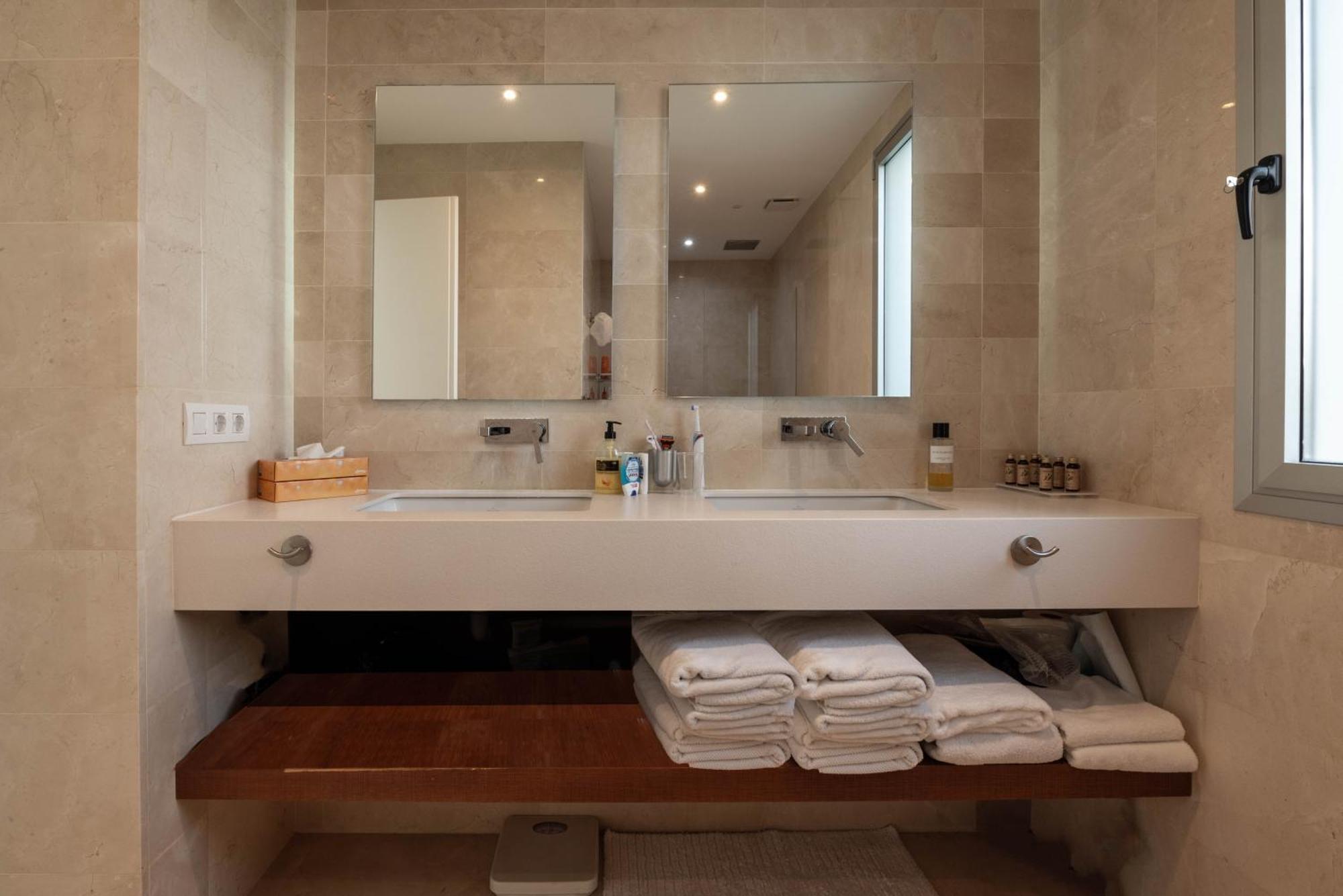 Villa Moderna De Lujo En Alquiler Vacacional En Marbella