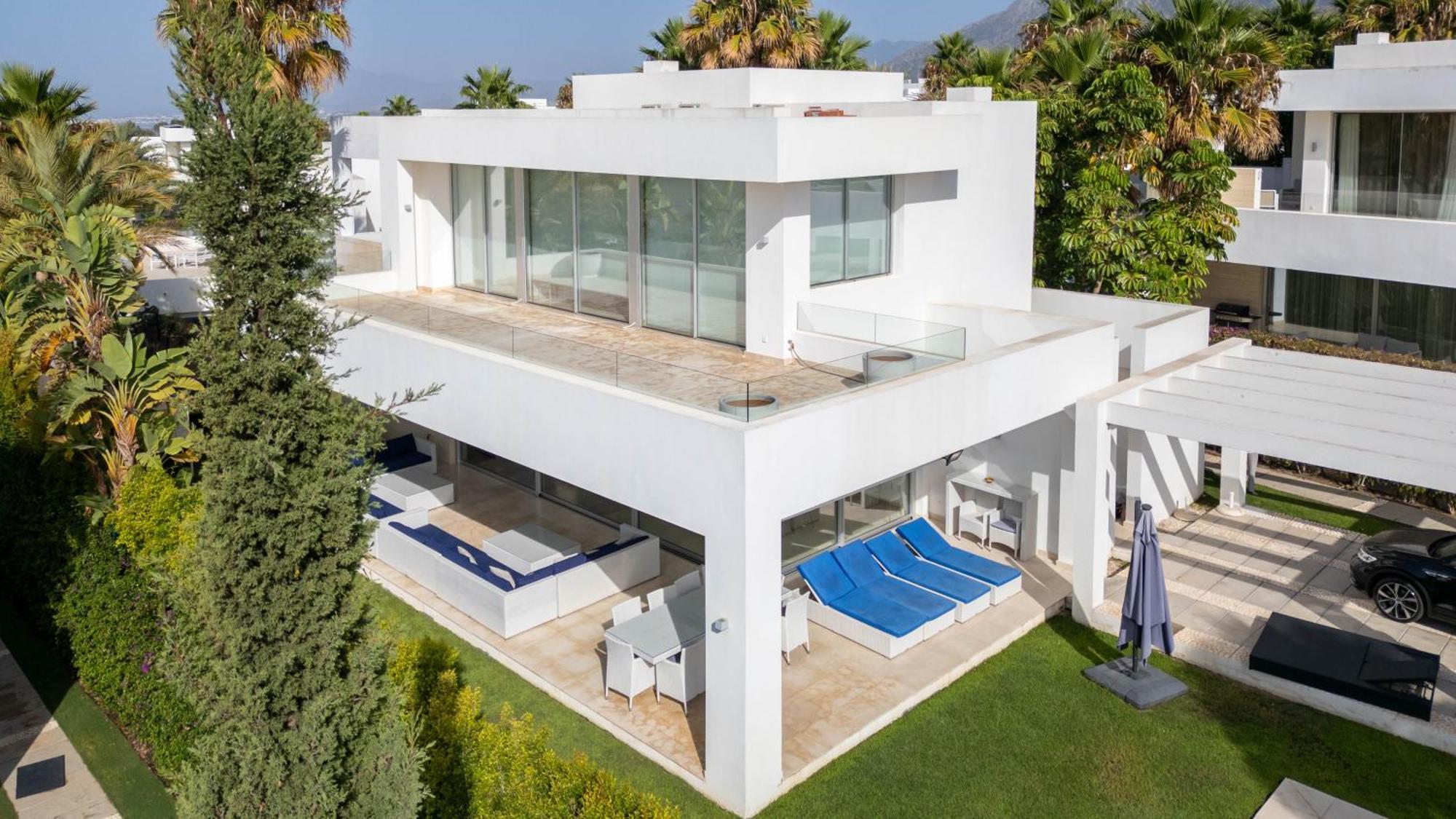 Moderna De Lujo En Alquiler Vacacional En Villa