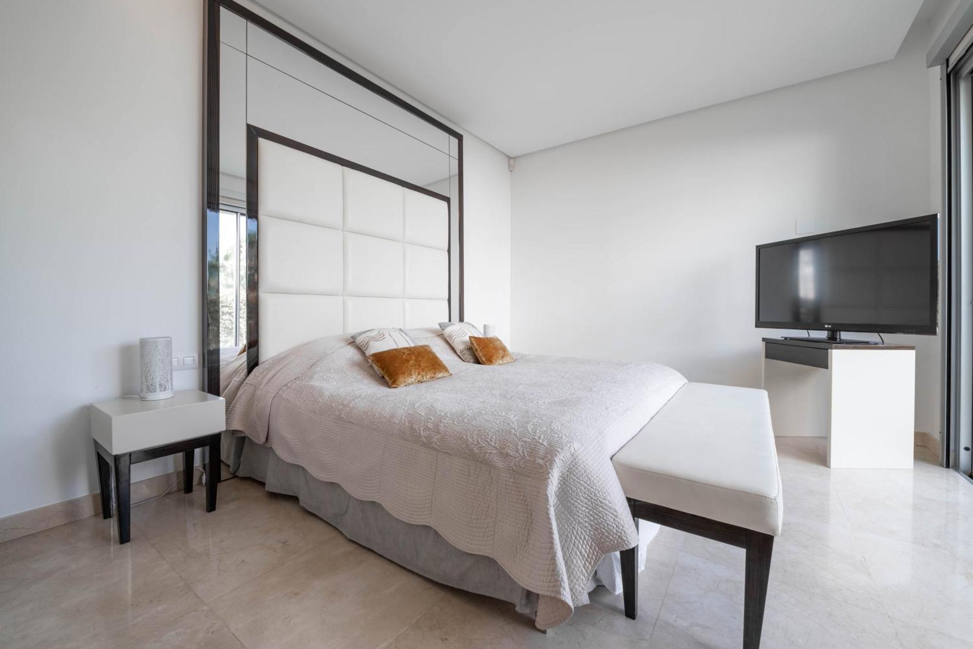 Villa Moderna De Lujo En Alquiler Vacacional En