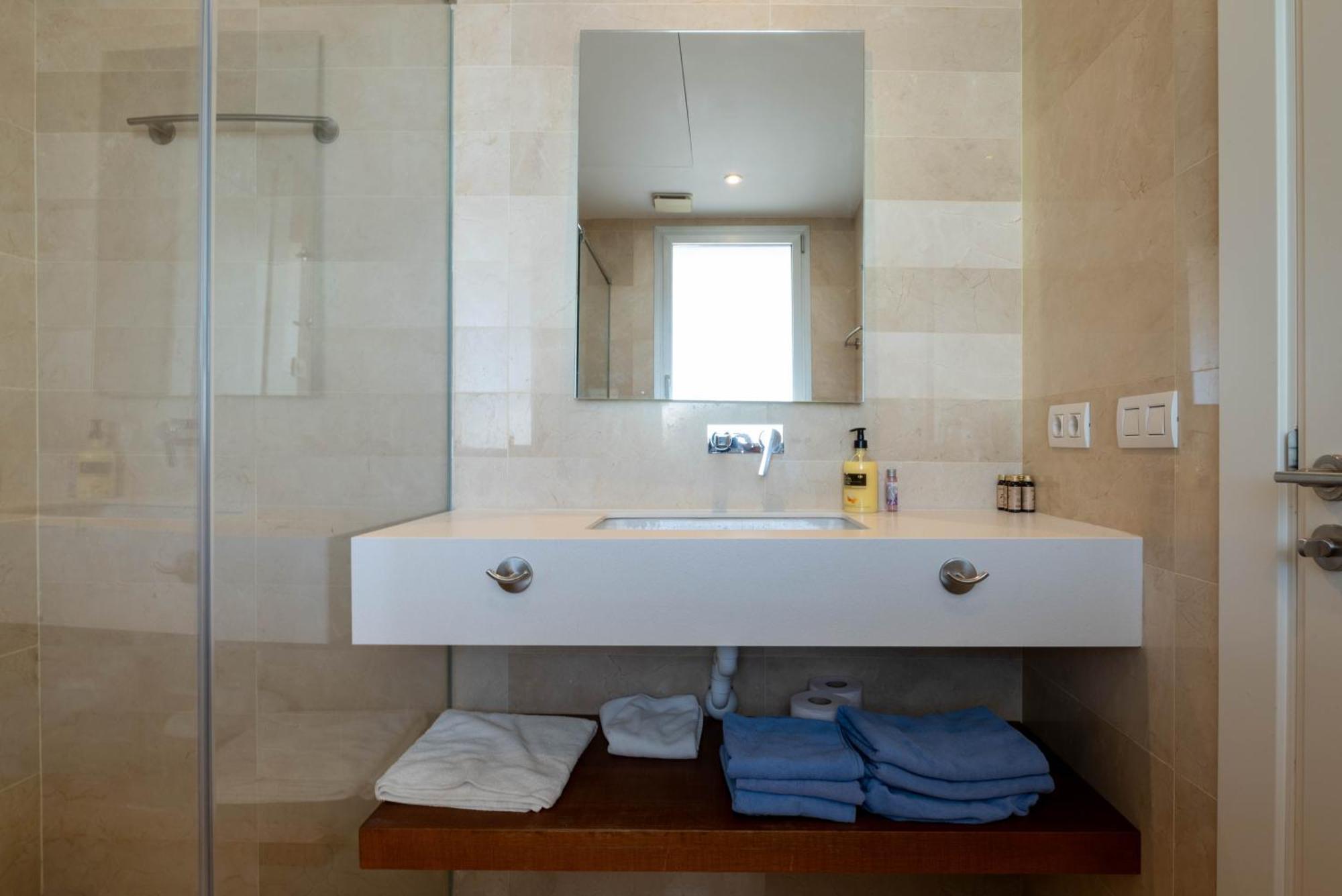 Moderna De Lujo En Alquiler Vacacional En Villa Marbella