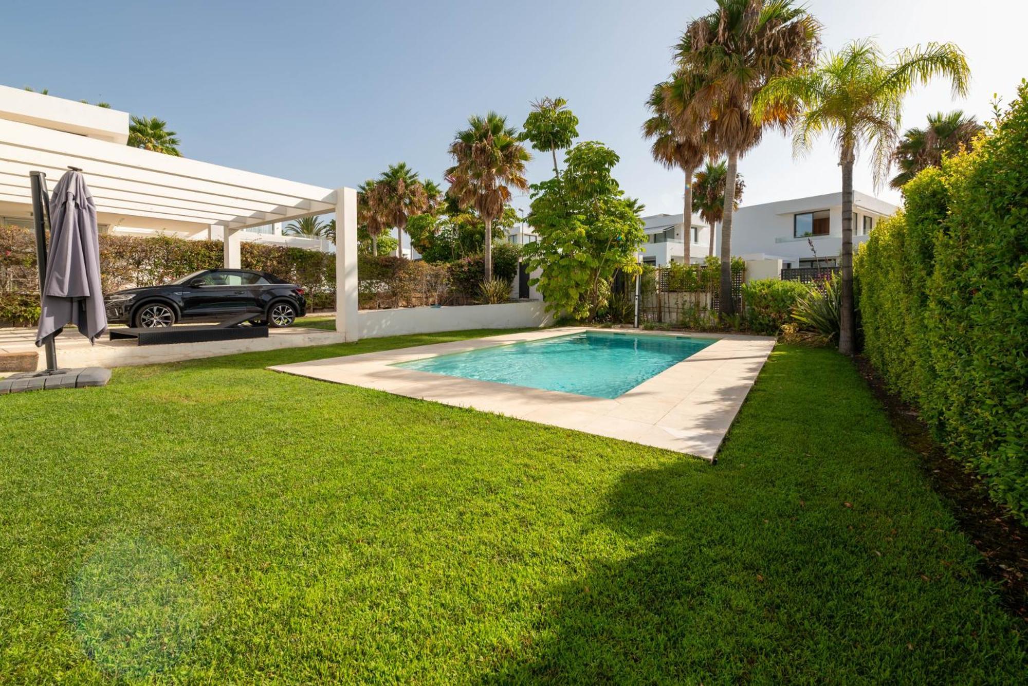 Moderna De Lujo En Alquiler Vacacional En Marbella