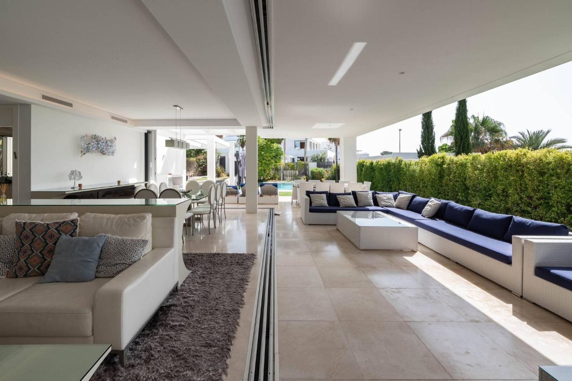 Villa Moderna De Lujo En Alquiler Vacacional En Marbella